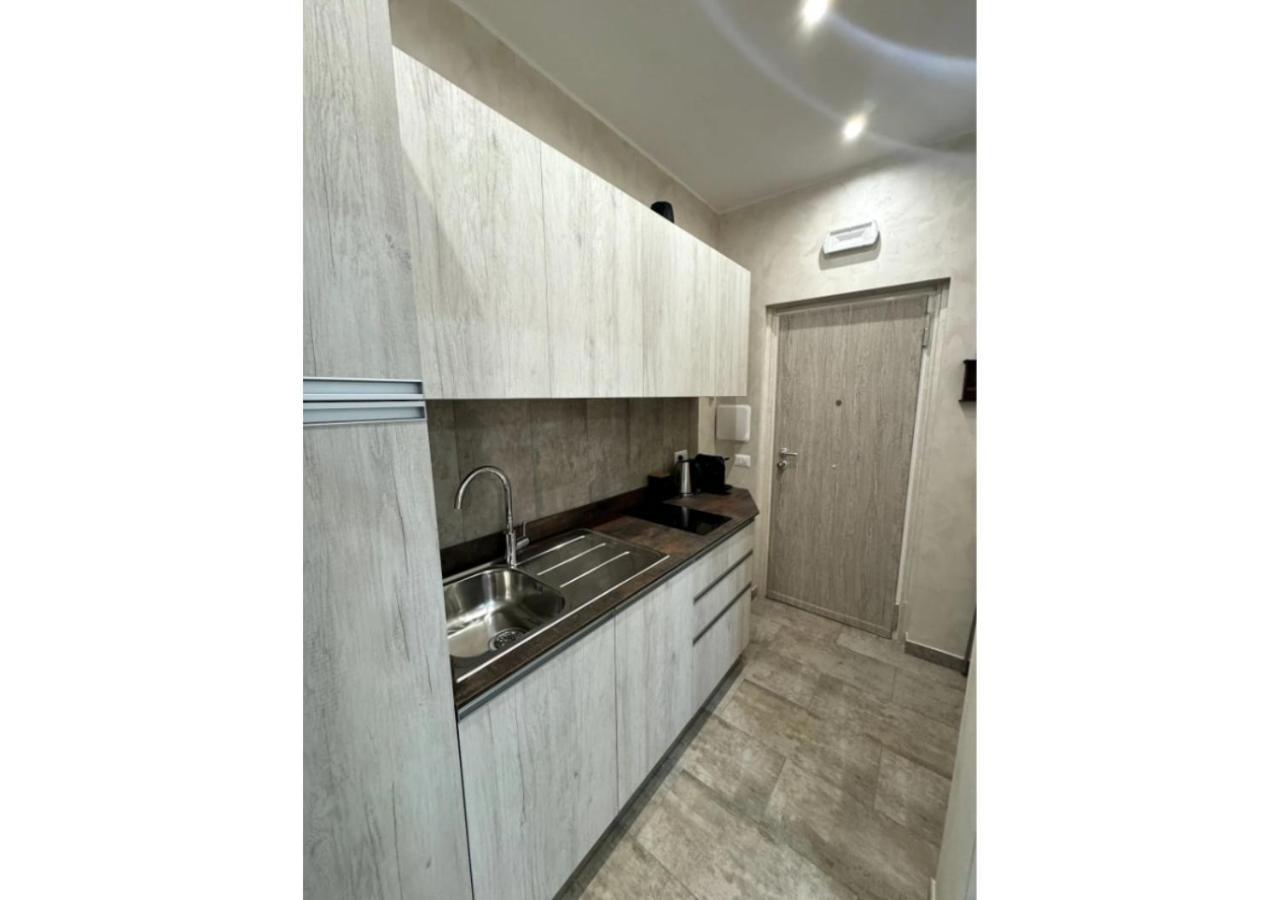 La Palmetta - Vicino Metro A Appartement Rome Buitenkant foto